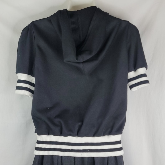 Better B black button down shirt with hoodie sz M - Picture 2 of 8